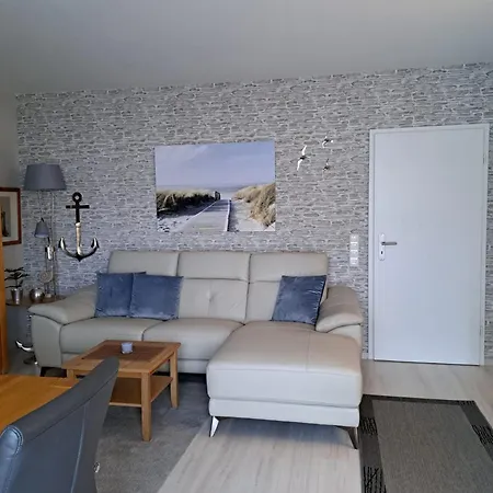 Strandgut Balkon 400 M Nienhagen